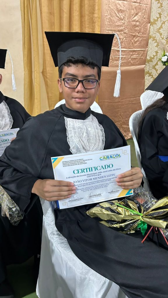 Formatura do 9� ano da Escola Jo�o Jos� Leite da Silva marca encerramento de ciclo em Caracol
