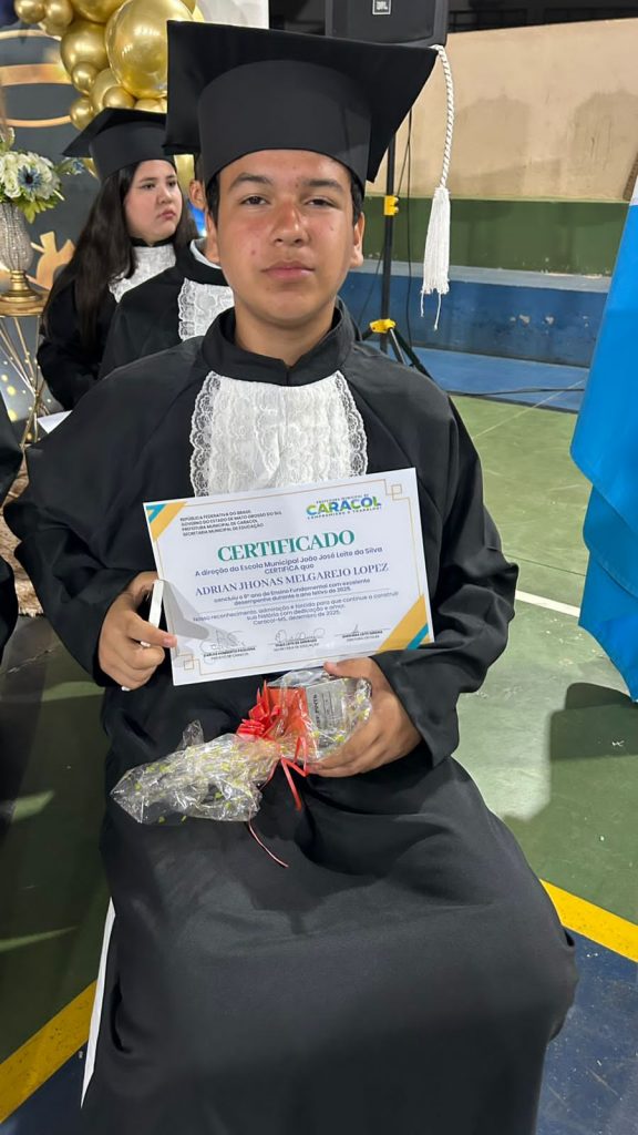Formatura do 9� ano da Escola Jo�o Jos� Leite da Silva marca encerramento de ciclo em Caracol