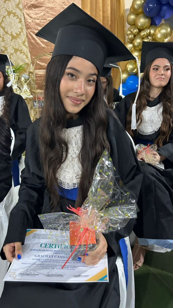 Formatura do 9� ano da Escola Jo�o Jos� Leite da Silva marca encerramento de ciclo em Caracol