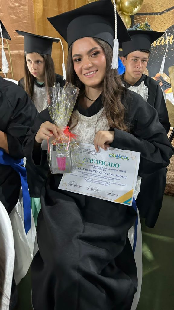 Formatura do 9� ano da Escola Jo�o Jos� Leite da Silva marca encerramento de ciclo em Caracol