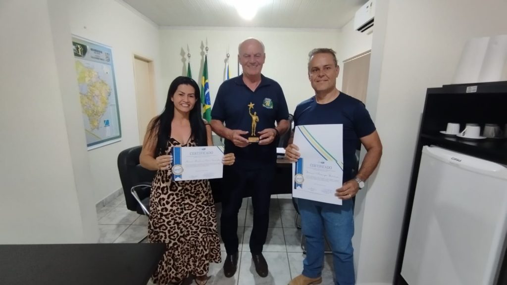 Prefeitura de Caracol conquista selo 5 estrelas no Ranking CETRAN de Boas Práticas no Trânsito Prefeitura de Caracol conquista selo 5 estrelas no Ranking CETRAN de Boas Práticas no Trânsito