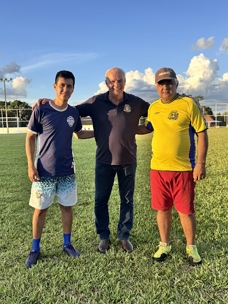 Prefeito Neco Pagliosa acompanha início dos preparativos do time de Caracol para a Copa Assomasul 2026
