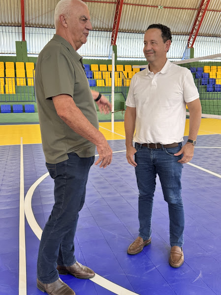 Secretário da Casa Civil, Walter Carneiro Filho, visita Caracol e acompanha obras do Governo do Estado