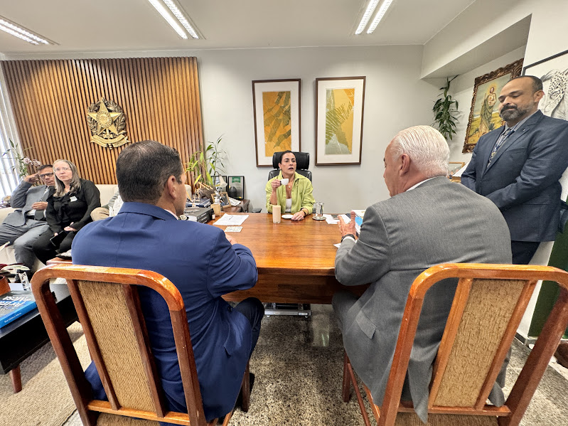 Prefeito Neco e vereadores de Caracol cumprem agenda positiva em Brasília