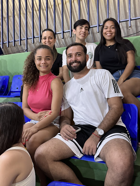 Reforma do Ginásio Primeiro de Maio em Caracol é inaugurada com grande público