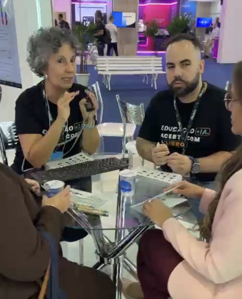Secretária Thaiz Leite participa da BETT Brasil em São Paulo
