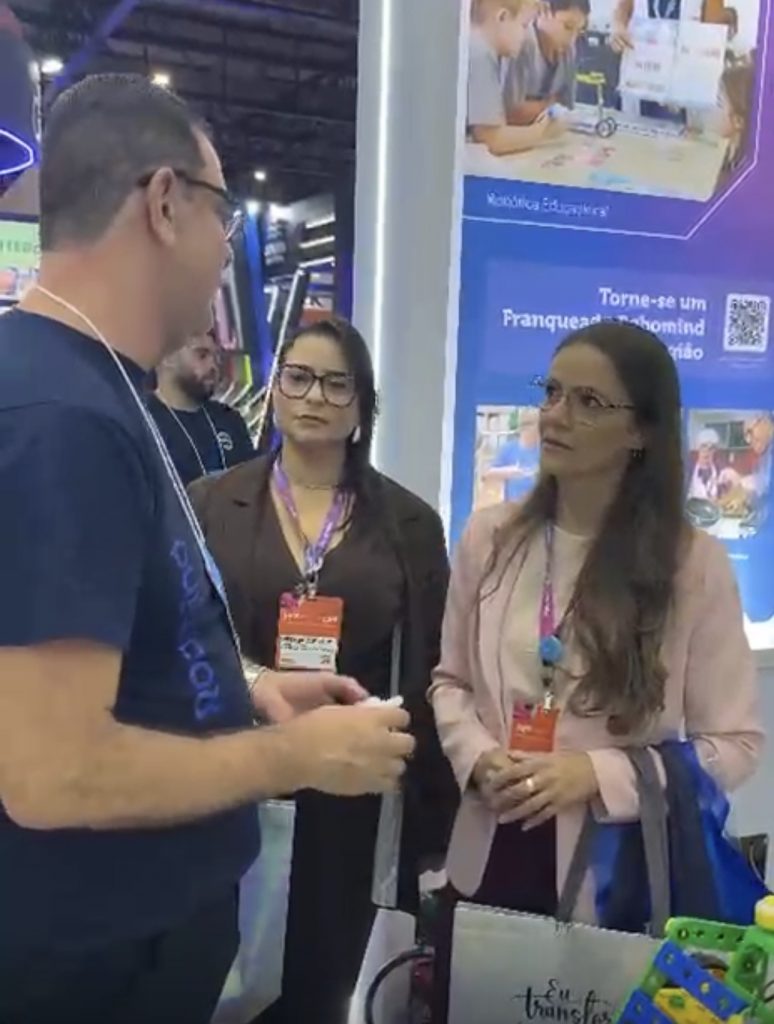 Secretária Thaiz Leite participa da BETT Brasil em São Paulo