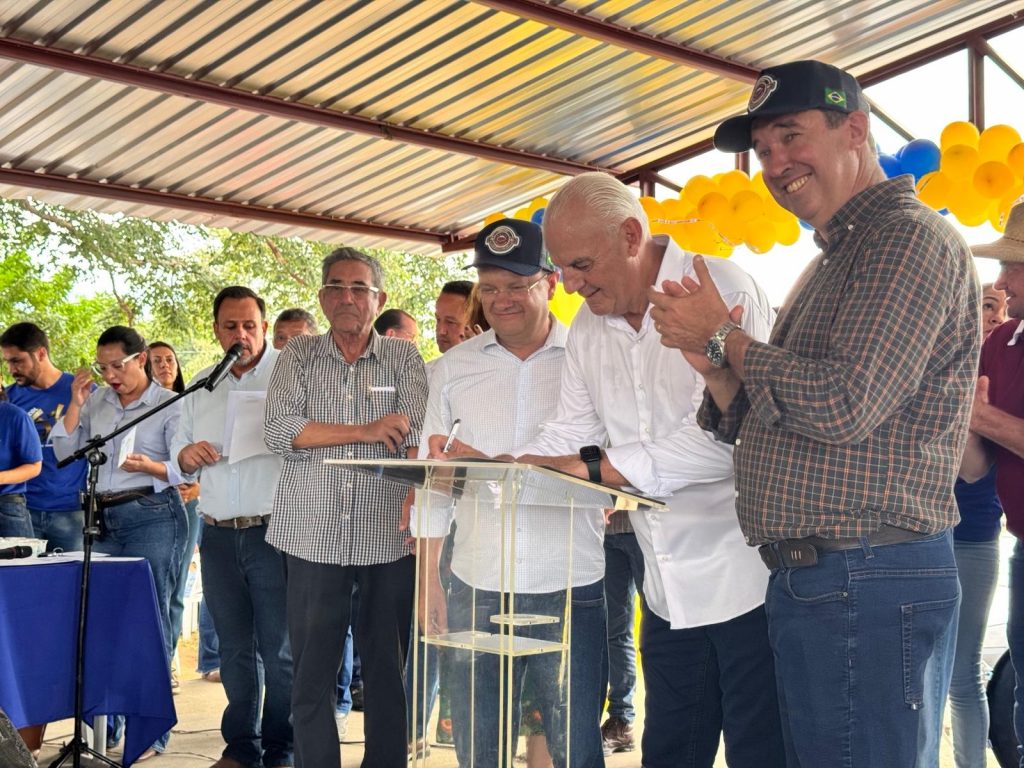Prefeito Neco e governador Riedel comemoram mais de R$ 51 milhões em investimentos em Caracol