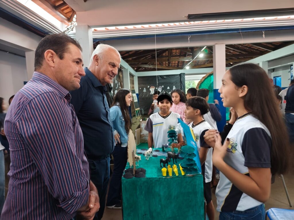 Feira de Ciências incentiva a consciência ambiental e o protagonismo dos estudantes em Caracol