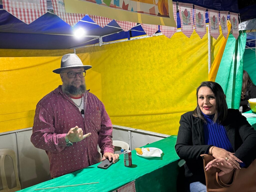 Público comparece em massa e vence o frio na Festa Julina das Escolas João José Leite da Silva e Joaquim dos Santos Público comparece em massa e vence o frio na Festa Julina das Escolas João José Leite da Silva e Joaquim dos Santos