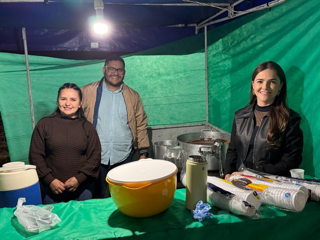 Público comparece em massa e vence o frio na Festa Julina das Escolas João José Leite da Silva e Joaquim dos Santos Público comparece em massa e vence o frio na Festa Julina das Escolas João José Leite da Silva e Joaquim dos Santos