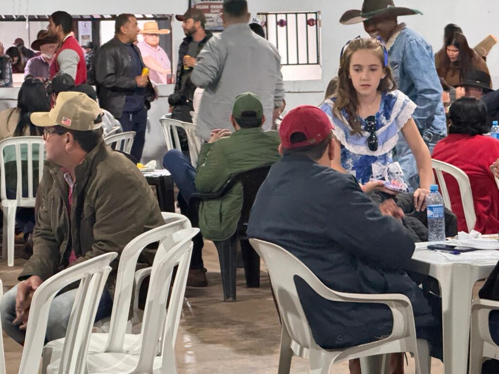 Público comparece em massa e vence o frio na Festa Julina das Escolas João José Leite da Silva e Joaquim dos Santos Público comparece em massa e vence o frio na Festa Julina das Escolas João José Leite da Silva e Joaquim dos Santos