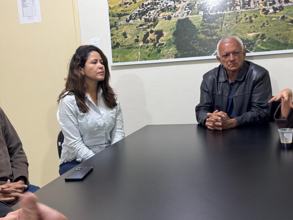 Equipe da Sanesul e Prefeitura de Caracol realizam reunião técnica de ajustes Equipe da Sanesul e Prefeitura de Caracol realizam reunião técnica de ajustes