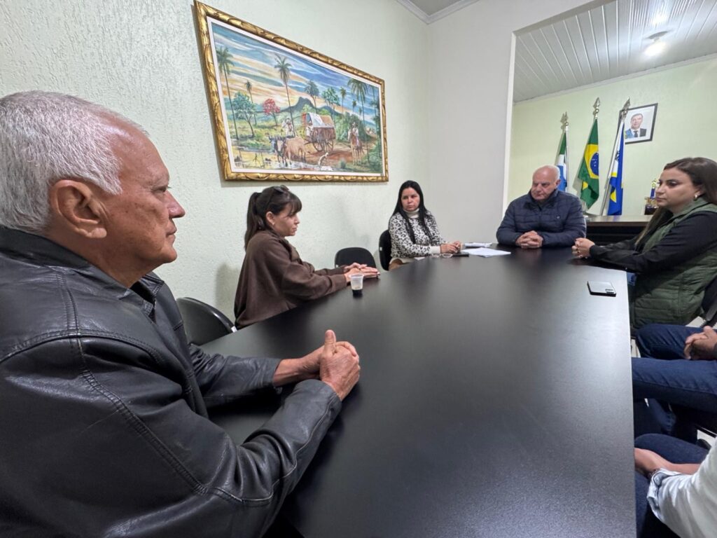 Equipe da Sanesul e Prefeitura de Caracol realizam reunião técnica de ajustes Equipe da Sanesul e Prefeitura de Caracol realizam reunião técnica de ajustes