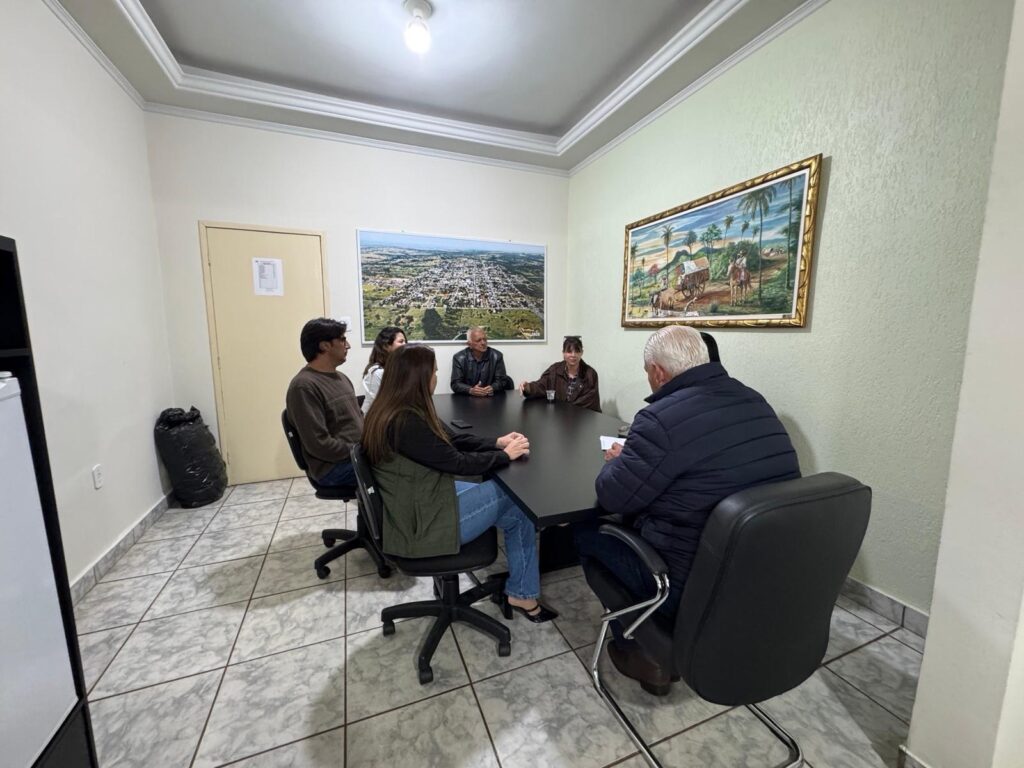 Equipe da Sanesul e Prefeitura de Caracol realizam reunião técnica de ajustes Equipe da Sanesul e Prefeitura de Caracol realizam reunião técnica de ajustes