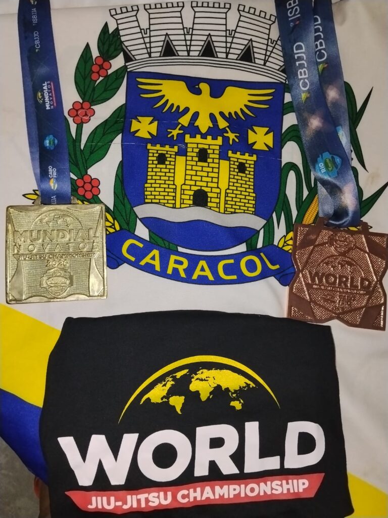Caracol tem dois medalhistas mundiais de Jiu-Jitsu