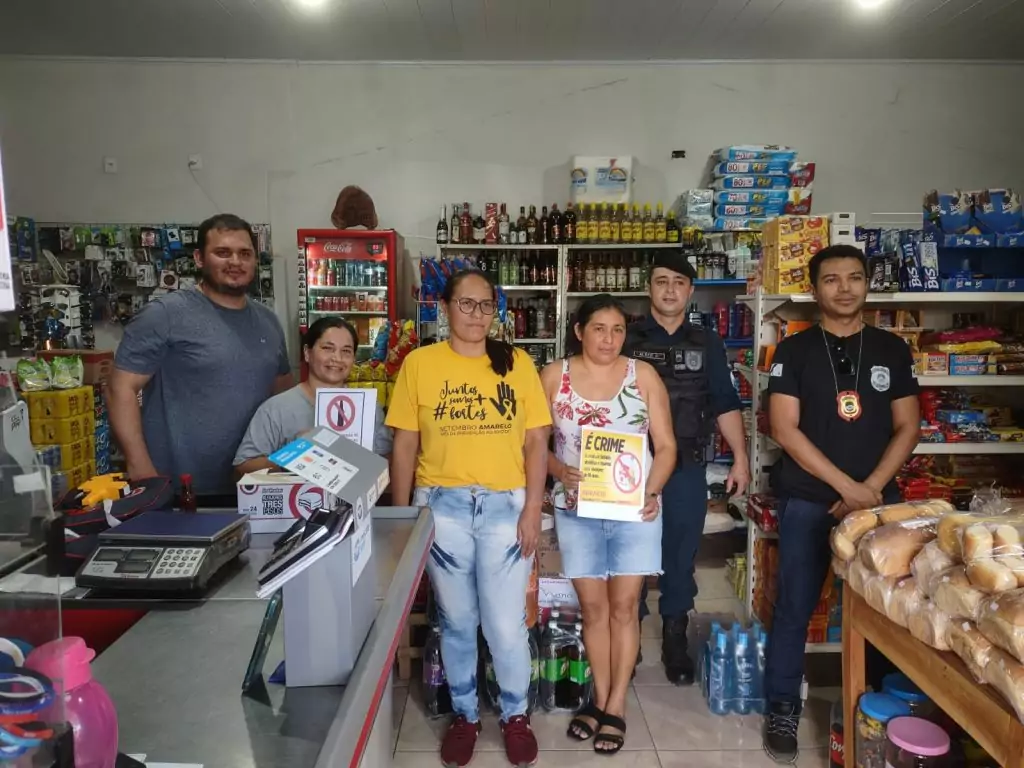 Prefeitura de Caracol e forças de segurança do município realizam campanha para coibir venda de bebidas alcóolicas a menores de idade