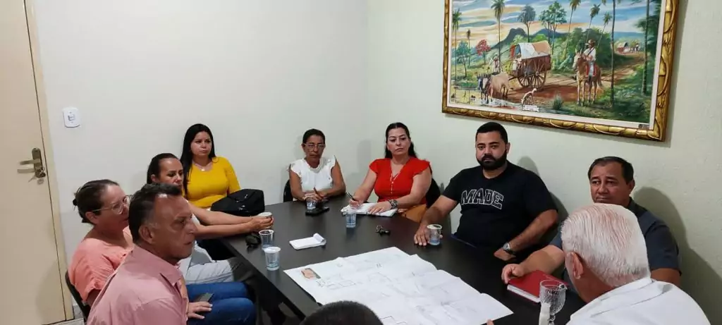 Prefeitura de Caracol apresenta projeto para construção de unidades habitacionais no município