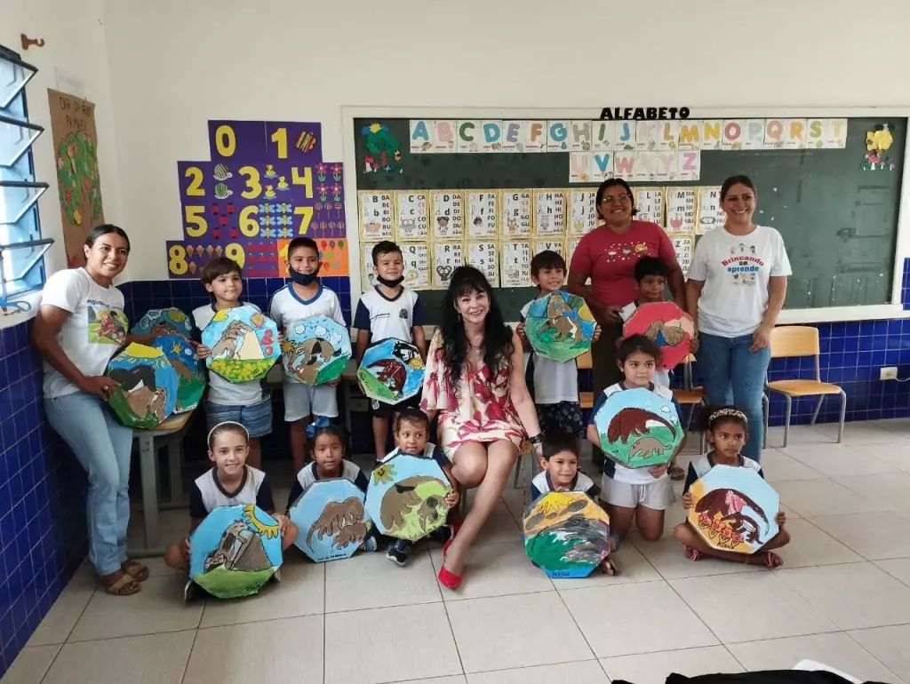 Escritora Sul-Mato-Grossense Sandra Andrade participa de Contação de Histórias com alunos da rede municipal de Caracol