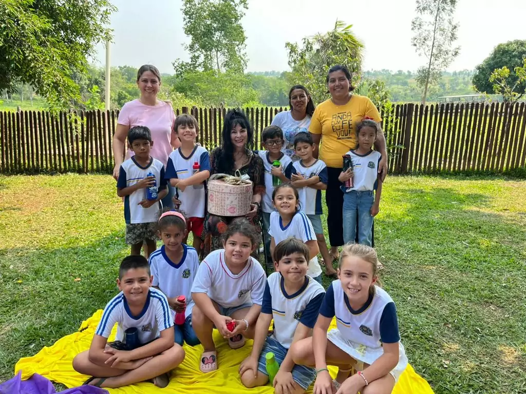 Escritora Sul-Mato-Grossense Sandra Andrade participa de Contação de Histórias com alunos da rede municipal de Caracol