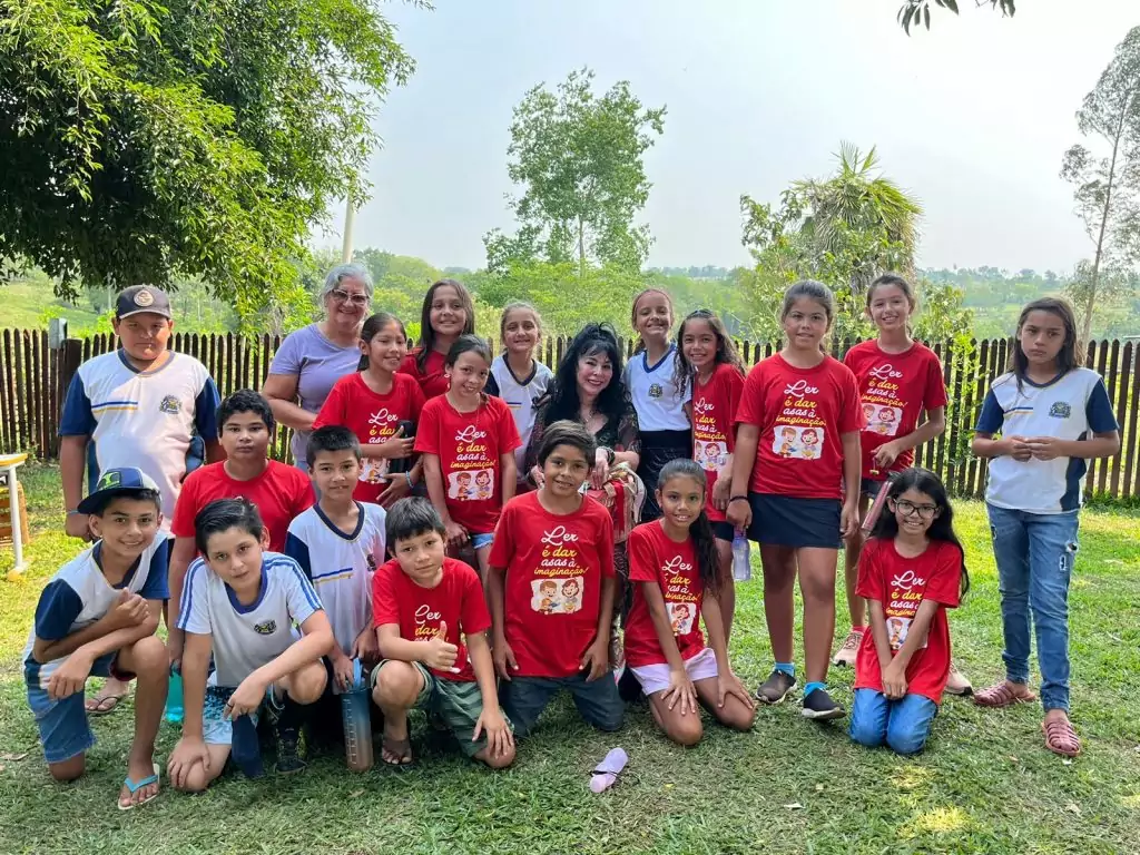 Escritora Sul-Mato-Grossense Sandra Andrade participa de Contação de Histórias com alunos da rede municipal de Caracol