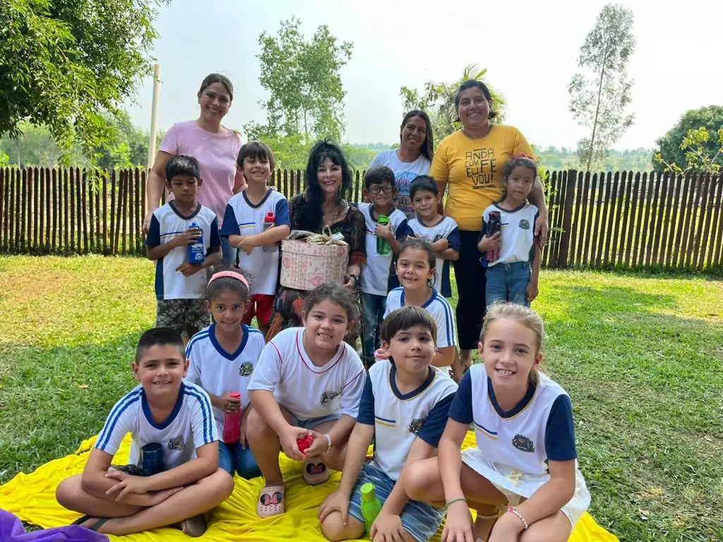 Escritora Sul-Mato-Grossense Sandra Andrade participa de Contação de Histórias com alunos da rede municipal de Caracol