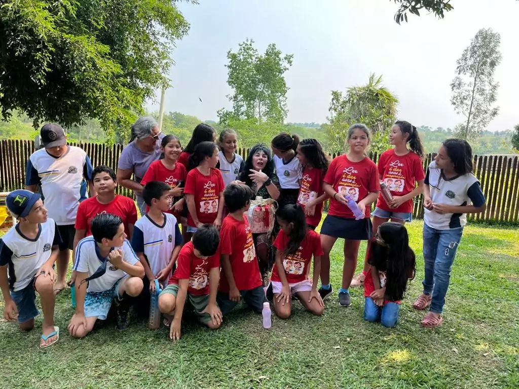 Escritora Sul-Mato-Grossense Sandra Andrade participa de Contação de Histórias com alunos da rede municipal de Caracol