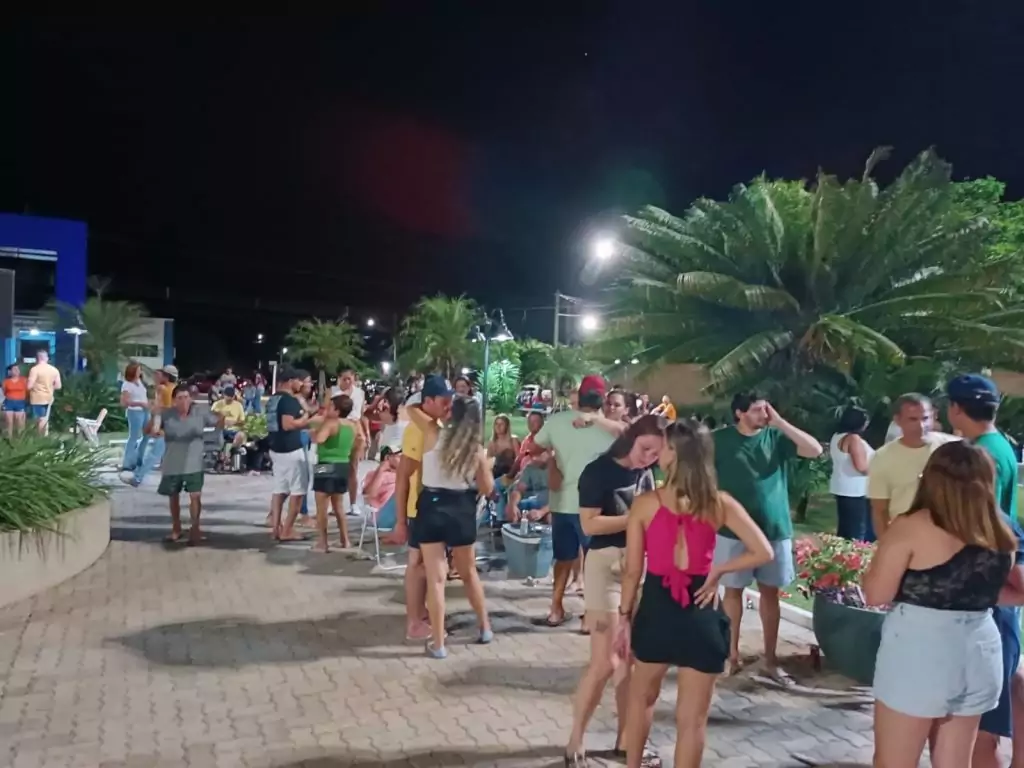 Com sucesso de público, show do grupo Samba Trio marca festividades dos 59 anos de Caracol
