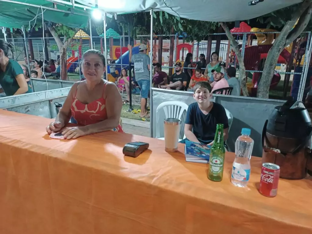 Com sucesso de público, show do grupo Samba Trio marca festividades dos 59 anos de Caracol