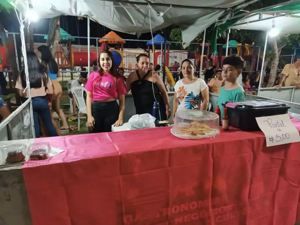 Com sucesso de público, show do grupo Samba Trio marca festividades dos 59 anos de Caracol