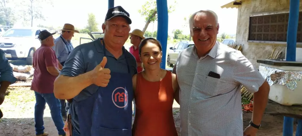 Prefeitura de Caracol comemora Dia do Servidor Público com churrasco e boa música Prefeitura de Caracol comemora Dia do Servidor Público com churrasco e boa música