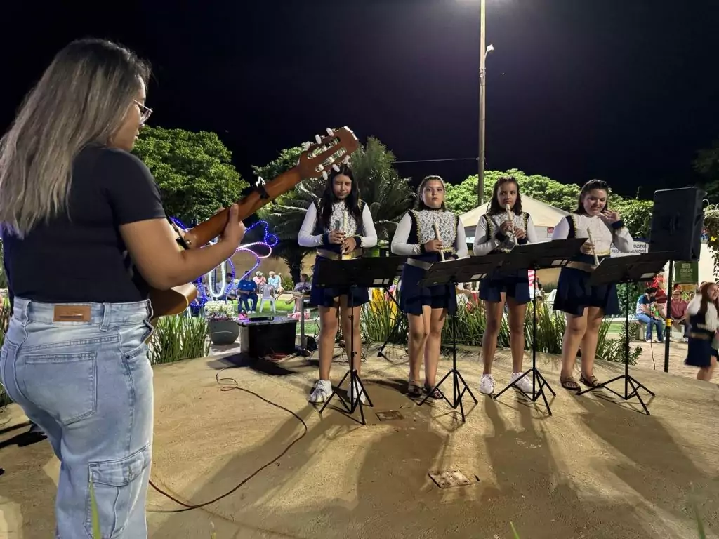 Sucesso de pblico e aes marcaram Especial Dia da Mulher em Caracol