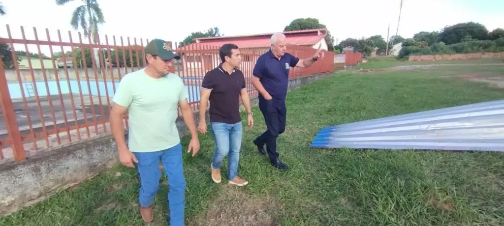 Deputado Beto Pereira visita Caracol e acompanha reforma do Ginásio fruto de sua emenda parlamentar Deputado Beto Pereira visita Caracol e acompanha reforma do Ginásio fruto de sua emenda parlamentar