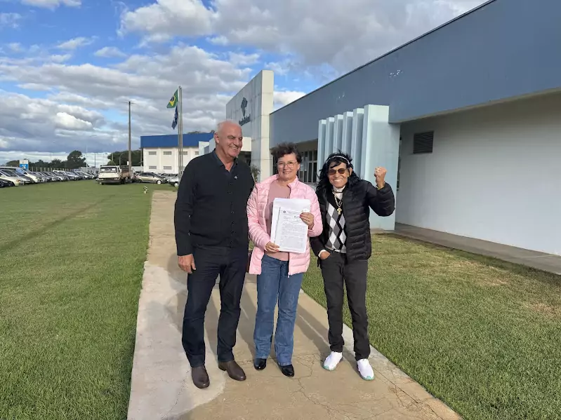 Prefeito Carlos Humberto Pagliosa visita Receita Federal em Mundo Novo para viabilizar doação de bens apreendidos Prefeito Carlos Humberto Pagliosa visita Receita Federal em Mundo Novo para viabilizar doação de bens apreendidos