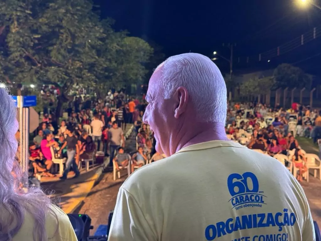 Prefeito Neco Pagliosa comemora sucesso da programao dos 60 anos de Caracol