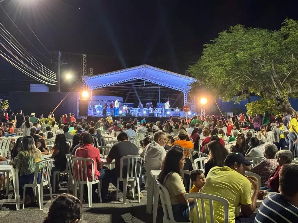 Prefeito Neco Pagliosa comemora sucesso da programao dos 60 anos de Caracol