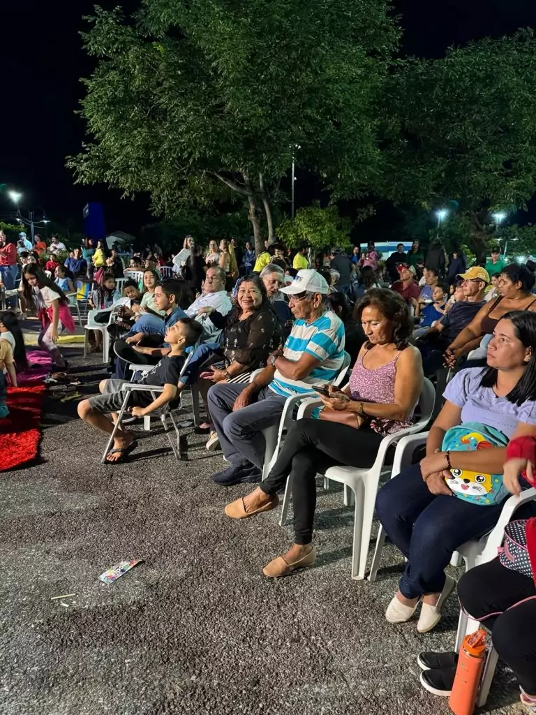 Prefeito Neco Pagliosa comemora sucesso da programao dos 60 anos de Caracol