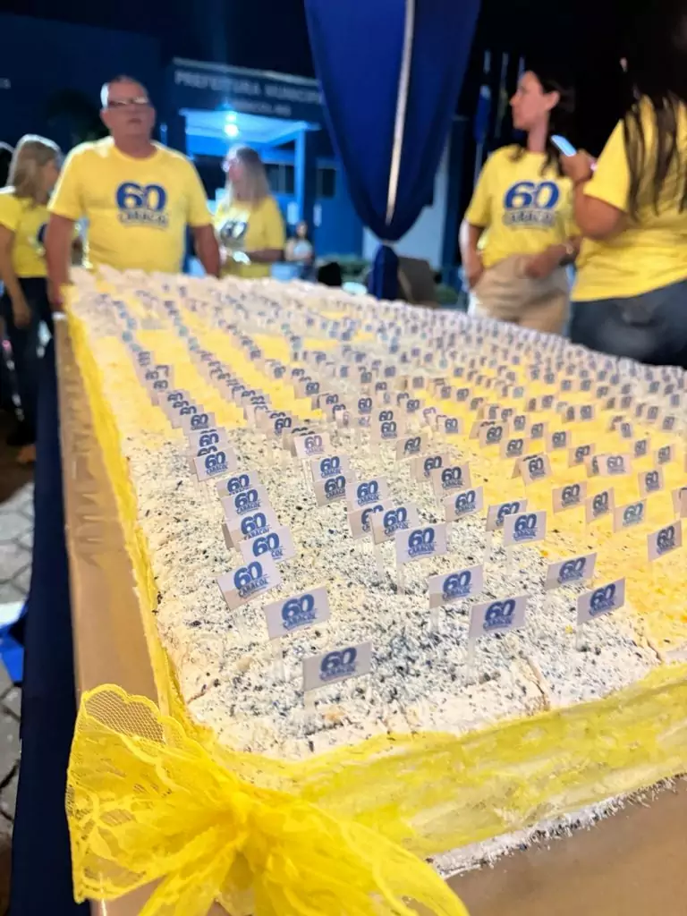 Prefeito Neco Pagliosa comemora sucesso da programao dos 60 anos de Caracol