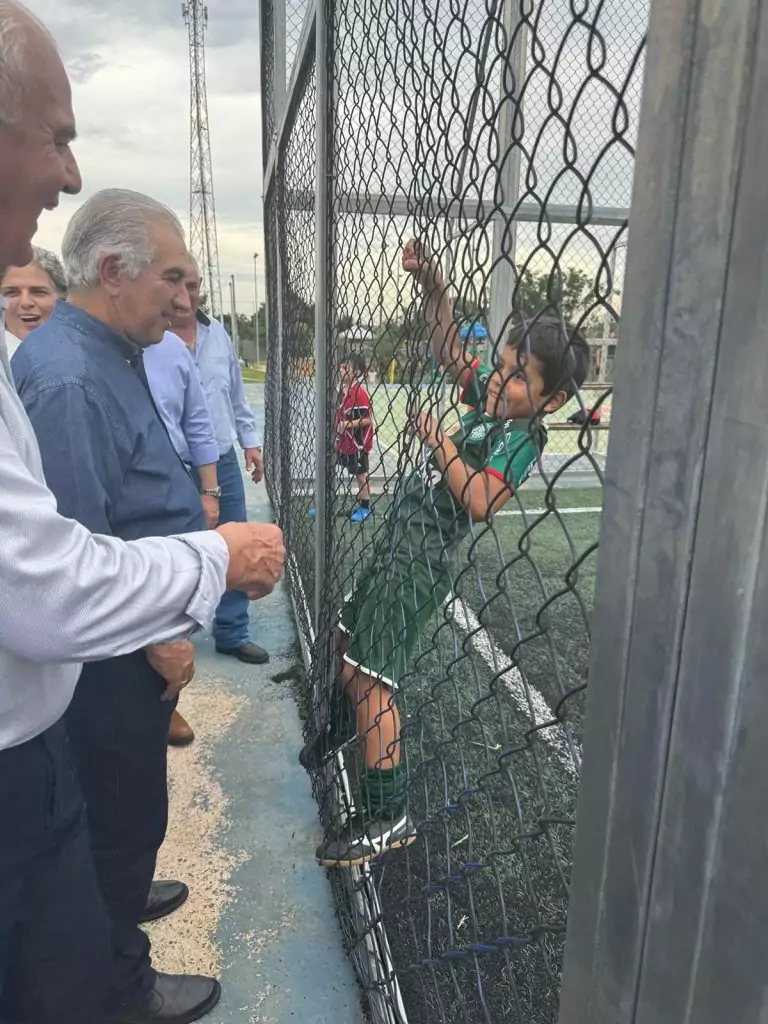 Prefeito Neco Pagliosa comemora sucesso da programao dos 60 anos de Caracol