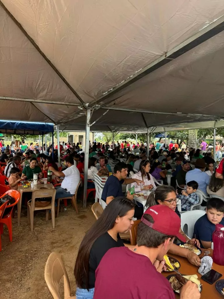Prefeito Neco Pagliosa comemora sucesso da programao dos 60 anos de Caracol