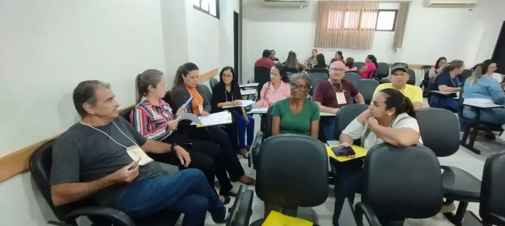 Caracol realiza a 1 Conferncia Municipal dos Direitos da Pessoa Idosa com foco em incluso e fortalecimento de polticas pblicas