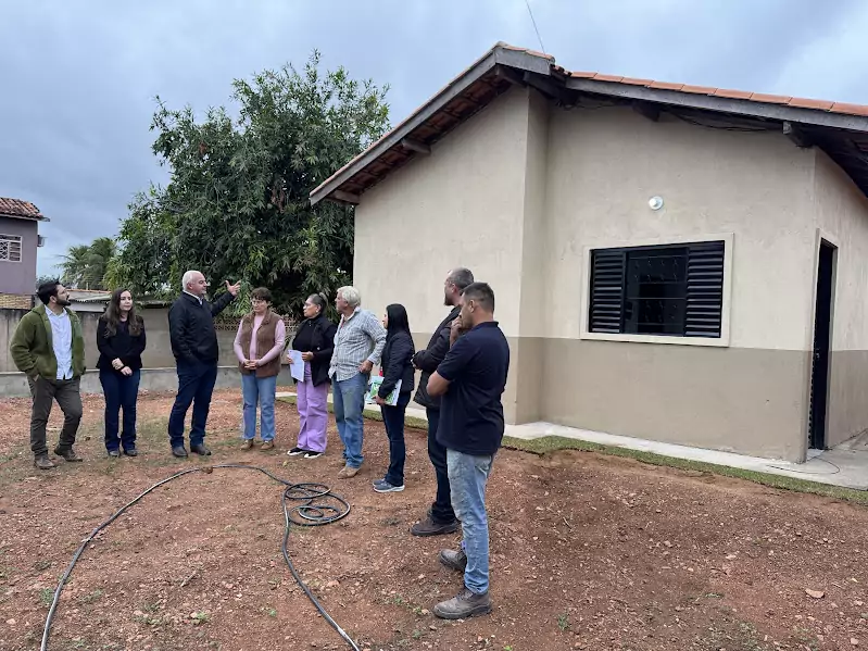 Prefeitura de Caracol entrega mais duas casas pelo Projeto Substituição de Moradia Precária Prefeitura de Caracol entrega mais duas casas pelo Projeto Substituição de Moradia Precária