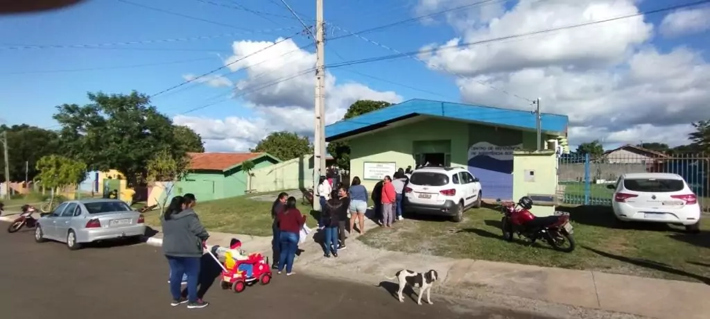 Junto com o frio, Assistência Social de Caracol entrega cobertores e carinho