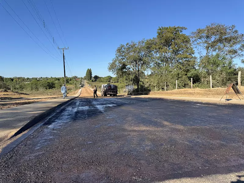 Caracol realiza seu primeiro asfalto rural e inicia um novo ciclo de desenvolvimento