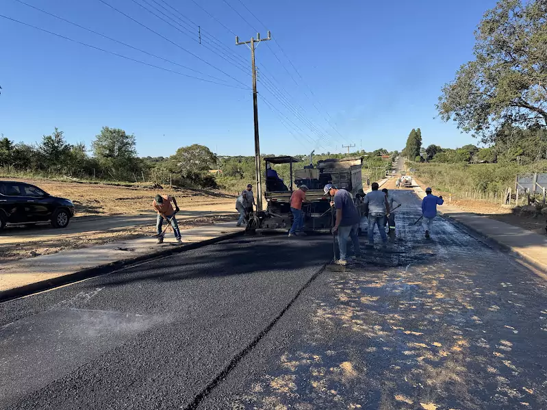 Caracol realiza seu primeiro asfalto rural e inicia um novo ciclo de desenvolvimento