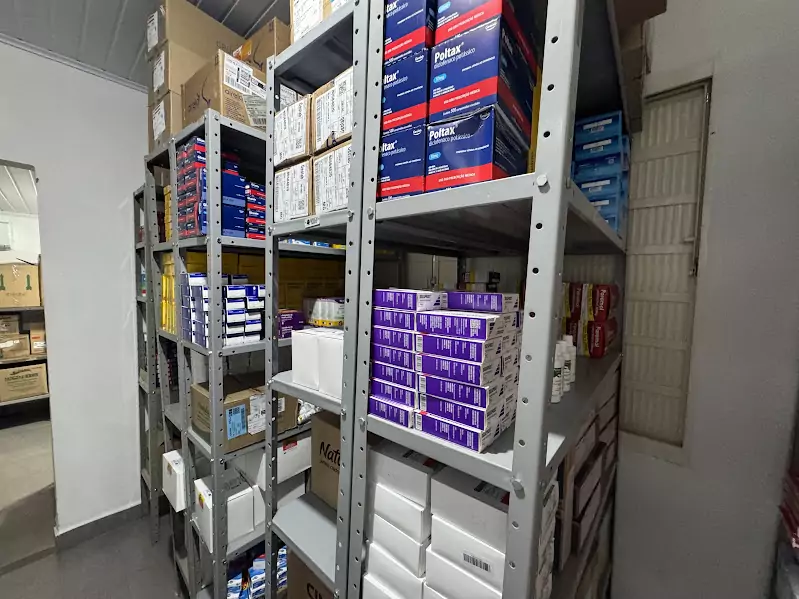 Farmácia Pública de Caracol amplia atendimento e passa a entregar medicamentos também no período noturno Farmácia Pública de Caracol amplia atendimento e passa a entregar medicamentos também no período noturno