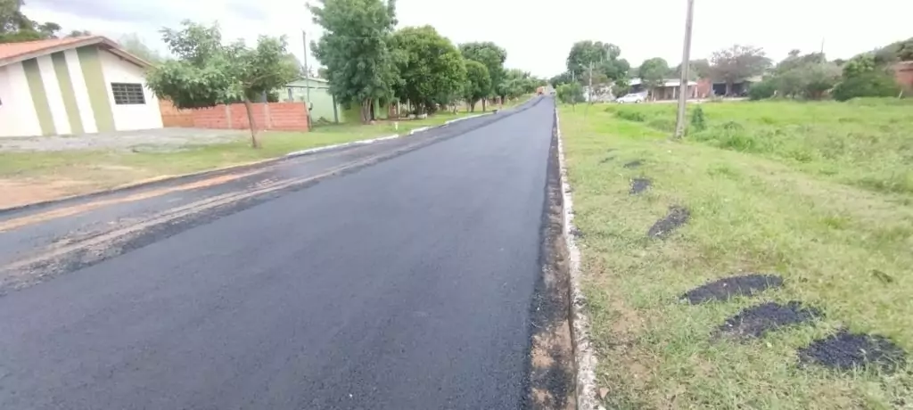 Prefeitura e Governo do Estado iniciam recapeamento em ruas de Caracol