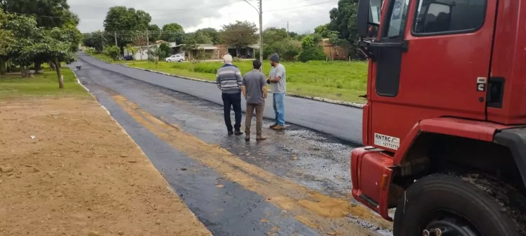 Prefeitura e Governo do Estado iniciam recapeamento em ruas de Caracol