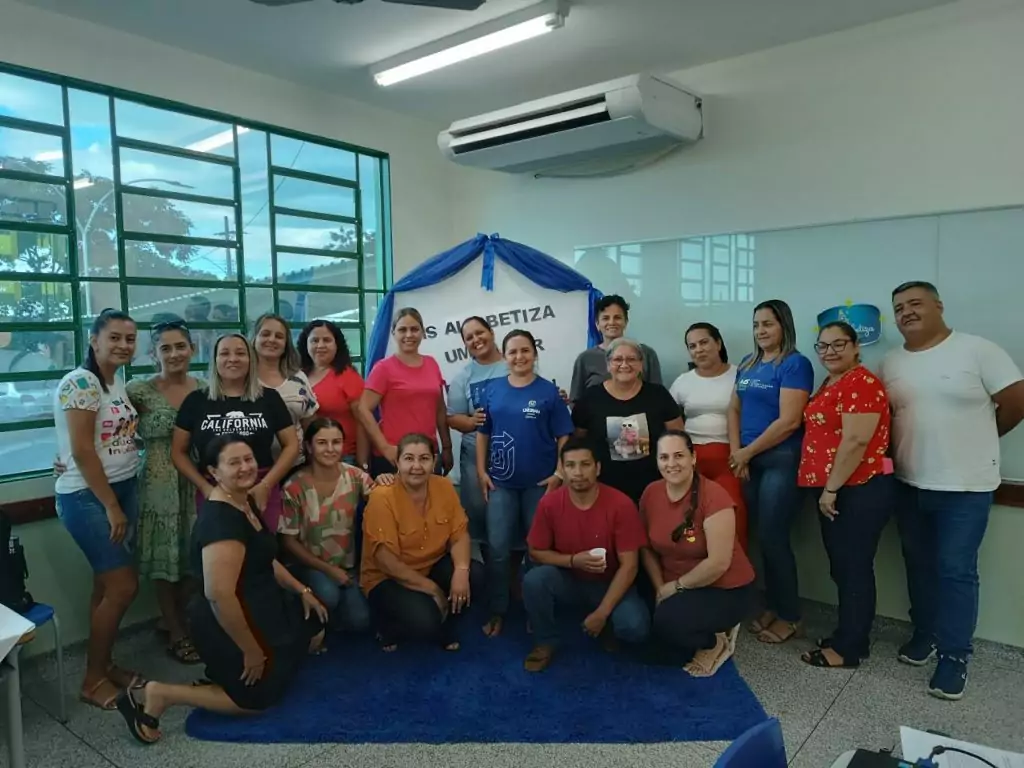 Juntos Pela Alfabetização: Caracol Celebra Avanços Significativos