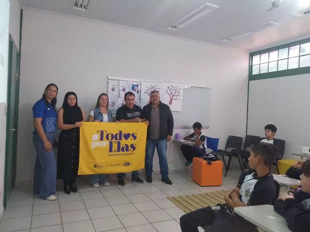 Campanha Agosto Lilás mobiliza crianças e adolescentes em Caracol Campanha Agosto Lilás mobiliza crianças e adolescentes em Caracol